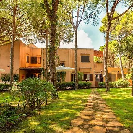 Villa Dimora Mediterranea - Sea Front Among Pines Fort Village
