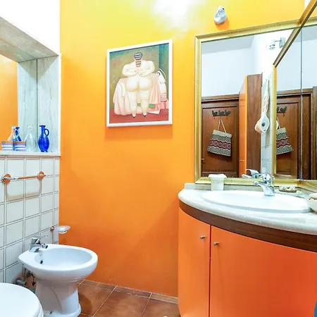 别墅 Dimora Mediterranea - Sea Front Among Pines *